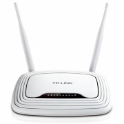 Роутер TP-LINK TL-WR842ND до 300Mbps, 802.11 n/g, 4x10/100TX, 1xUSB 2.0, 2 съемные антенны
